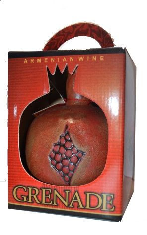 Grenade in ceramic red semi sweet pomegranate - červené polosladké víno12% - Arménie - 0,75L