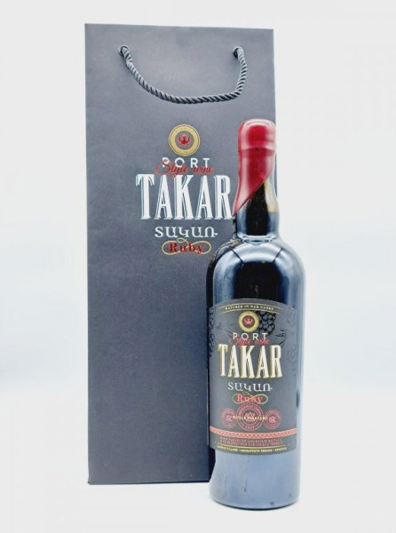Armenia Takar Ruby 17.5% - sladké červené víno - Arménie - 0,75L